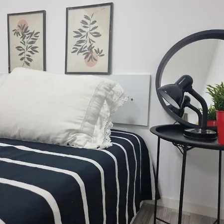 Party For Big Groups 地拉那